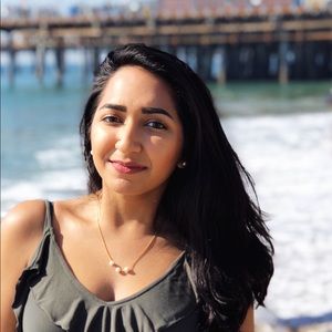 Meet your Posher, Aisha